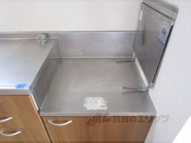 キッチン　コンロ置き場