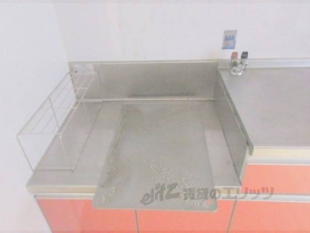 キッチン　コンロ置き場