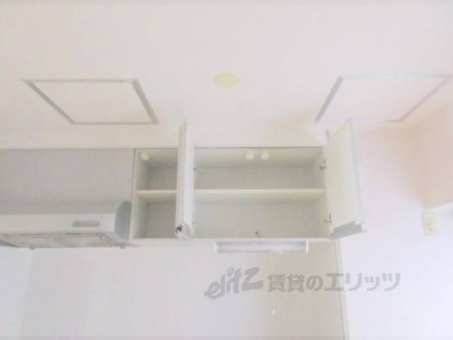 キッチン　収納