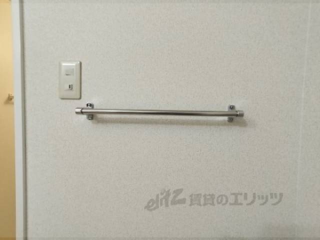 洗面所　タオル掛け
