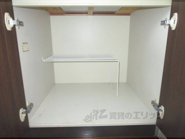 キッチン　収納