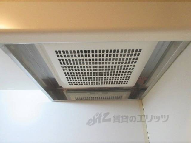 キッチン　換気扇
