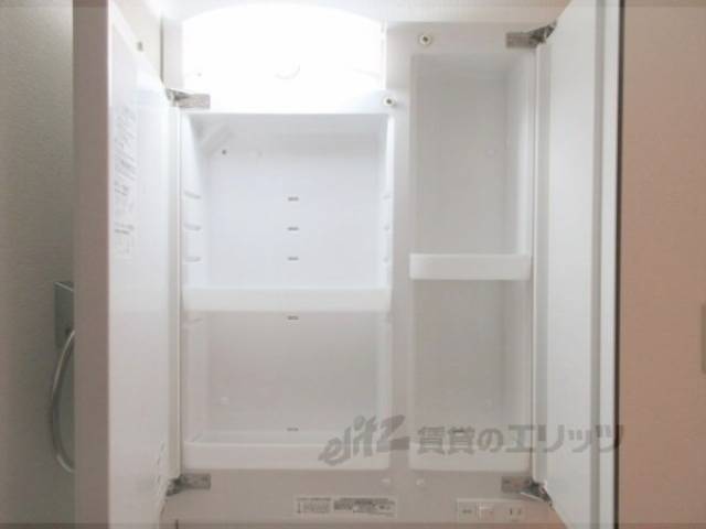 洗面所　収納