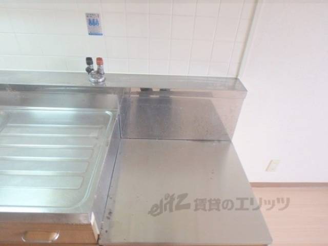 キッチン　コンロ置き場