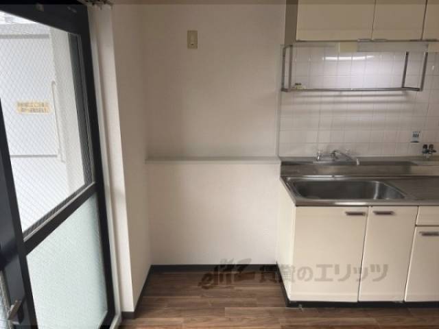 冷蔵庫置場