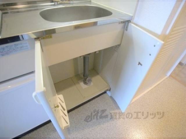 キッチン下部収納