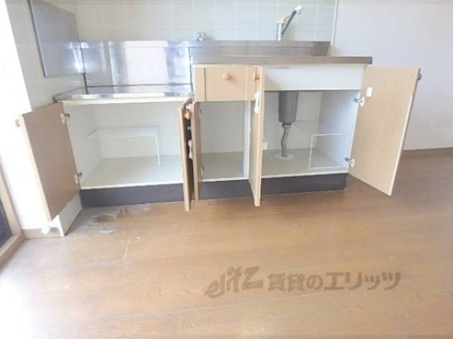 キッチン　収納