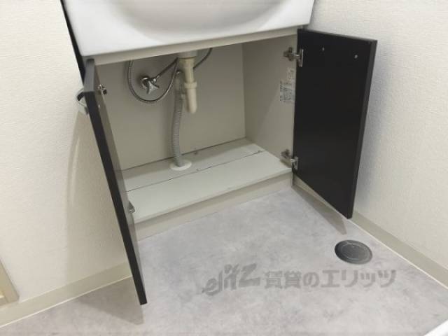 洗面所　収納
