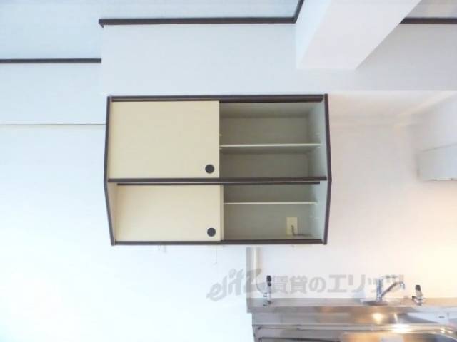 キッチン　収納