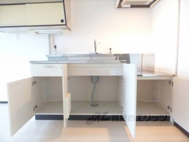 キッチン　収納