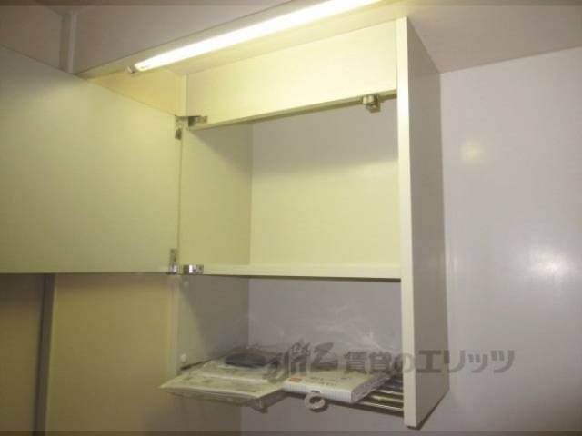 キッチン　収納