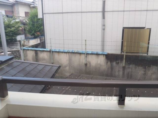 西側　ベランダ前