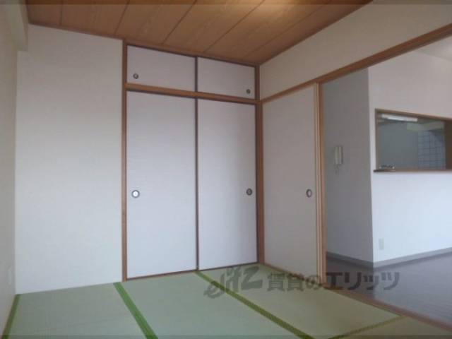 和室　日当たりの良い和室です。