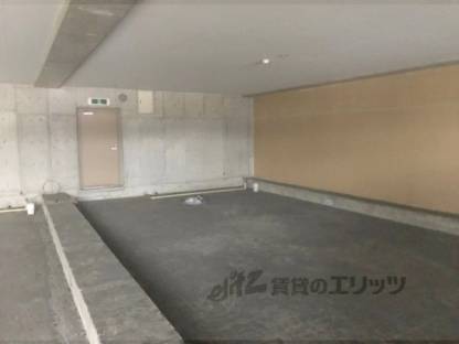 店舗内