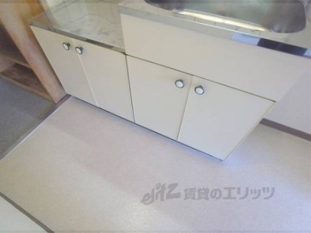 キッチン　収納