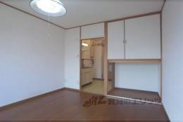 ロイヤルコーポタカノ室内写真2