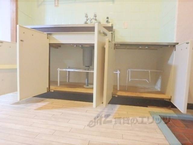 キッチン　キッチン下部収納