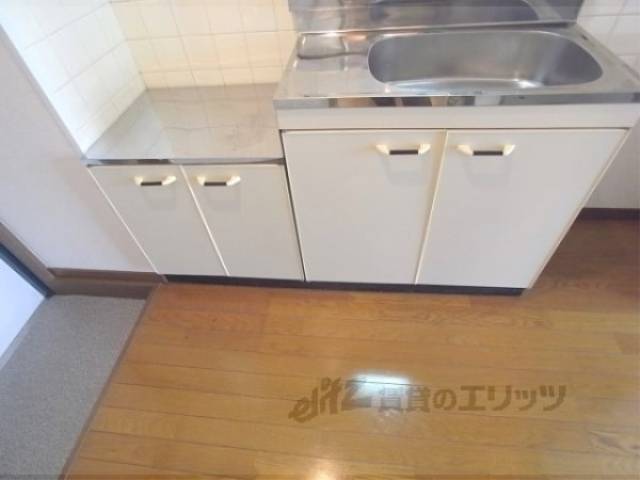 キッチン　下部収納