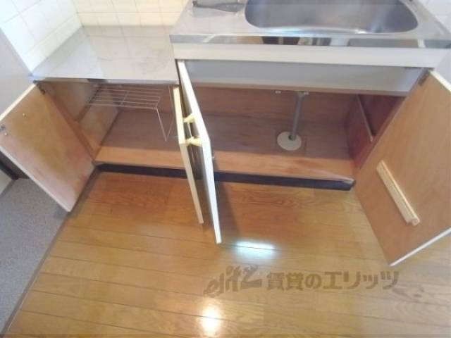キッチン　下部収納