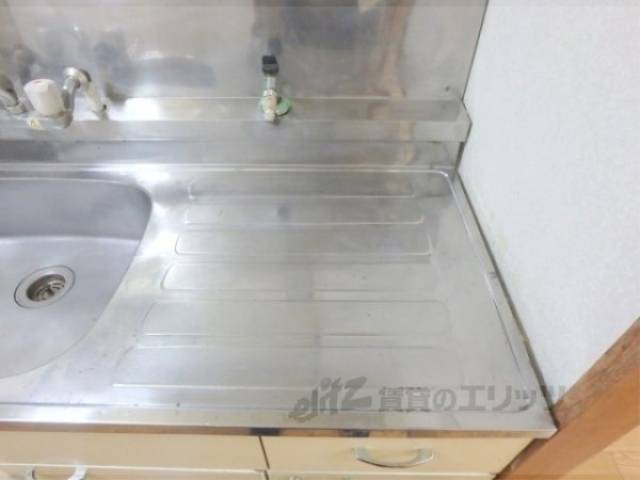 キッチン　コンロ置き場