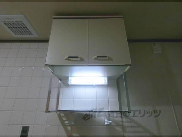 キッチン　収納