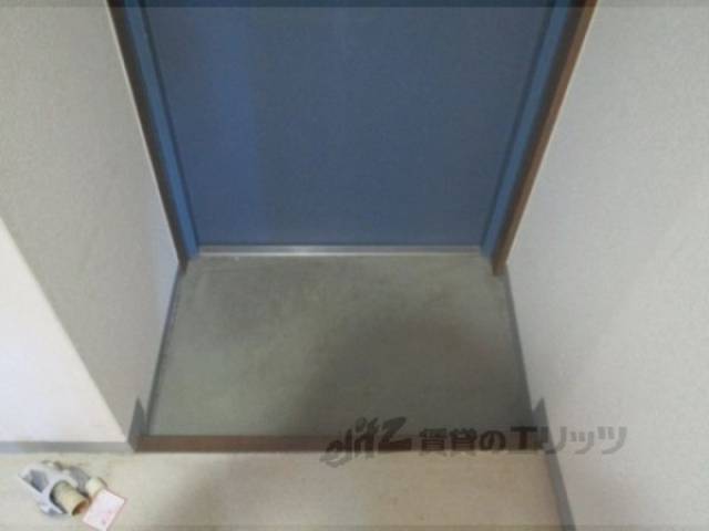玄関　靴置き場