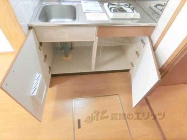 キッチン　下部収納
