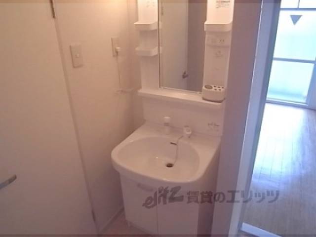 洗面所　独立洗面台