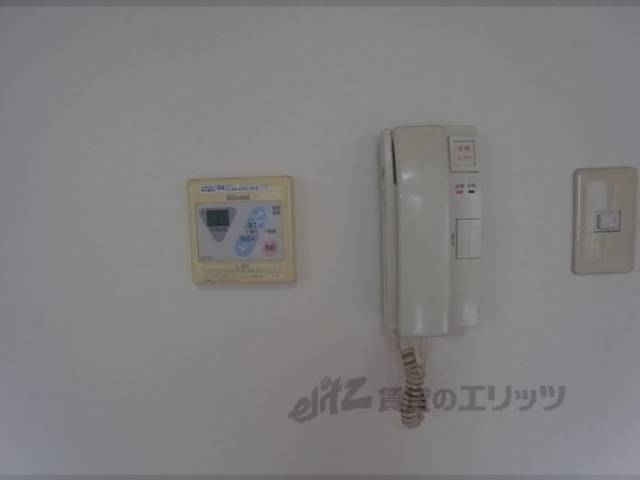 給湯器、受話器