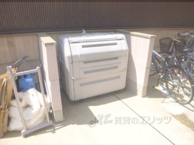 ゴミ収集ボックス