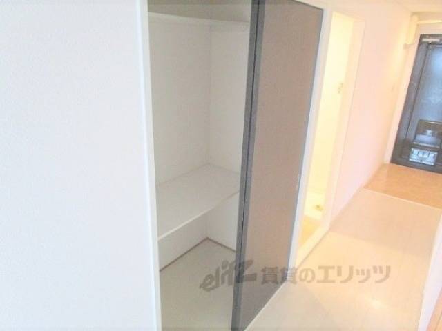 収納　廊下収納