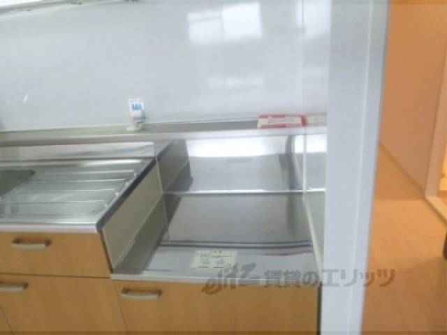 キッチン　コンロ置き場