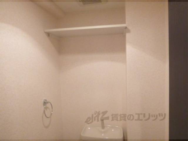 トイレ　トイレ収納