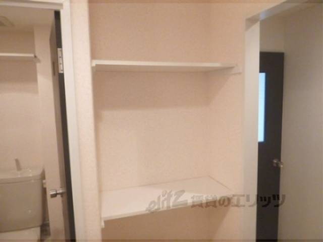 収納　廊下収納