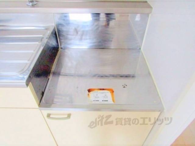 キッチン　コンロ置き場