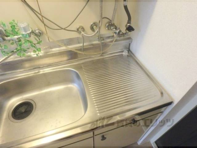 キッチン　コンロ置き場