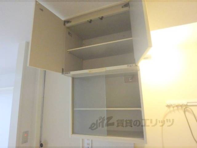 キッチン　収納