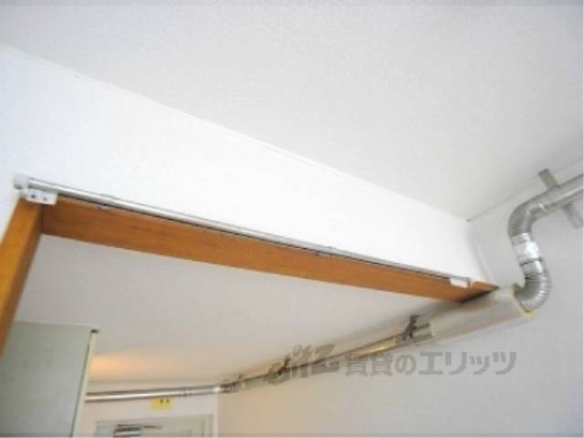 カーテンレール