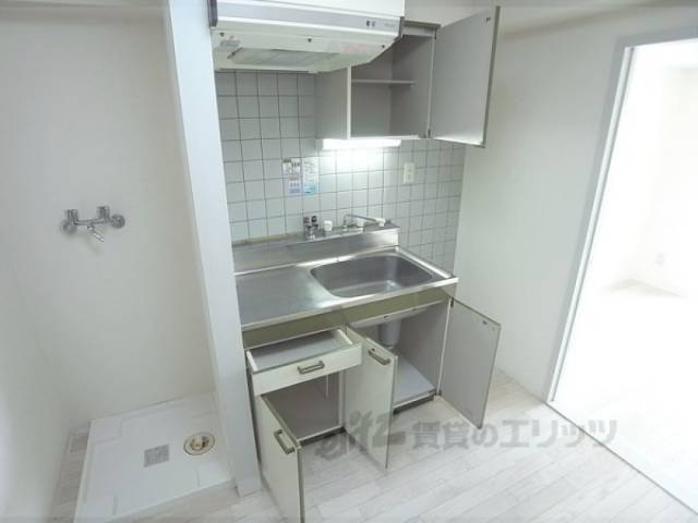 キッチン　収納