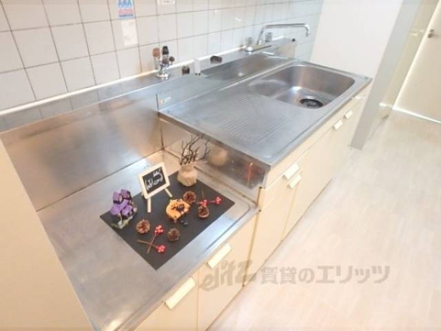 キッチン　コンロ置き場