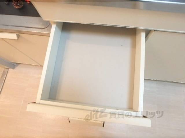 キッチン　収納