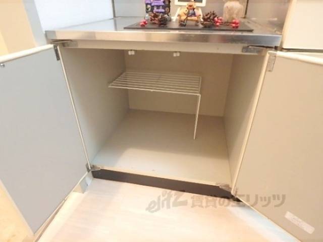 キッチン　収納