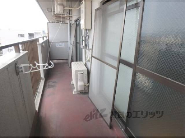 ベランダ　エアコン