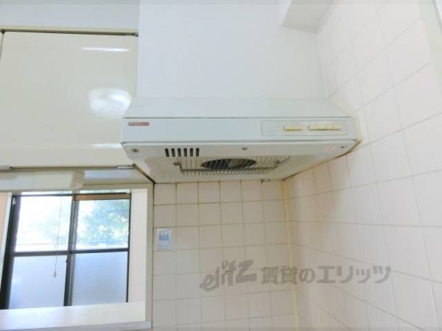 キッチン　換気扇