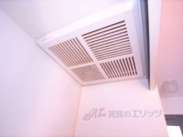 キッチン　換気扇