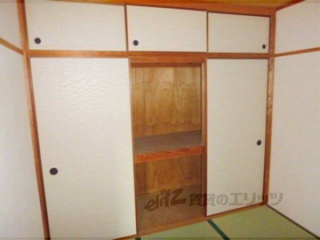 収納　大きい押入れです