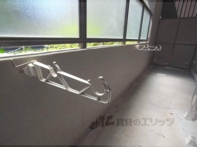 物干しざおかけ