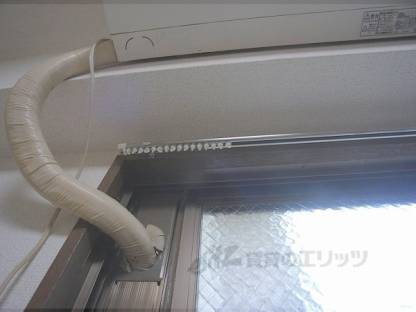 カーテンレール