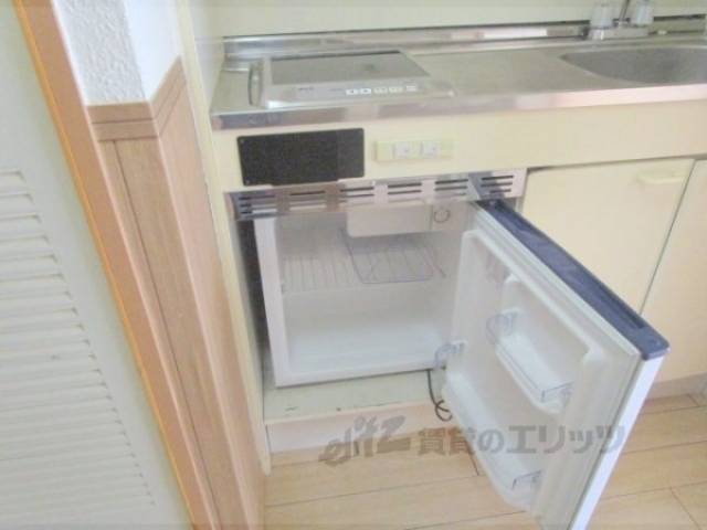 冷蔵庫置場　ミニ冷蔵庫