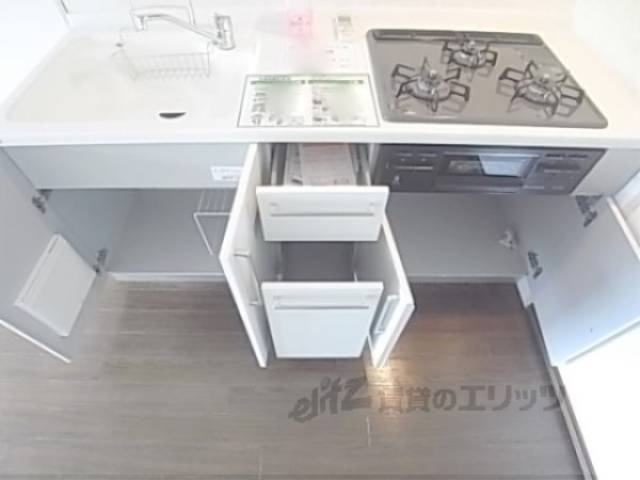 キッチン収納